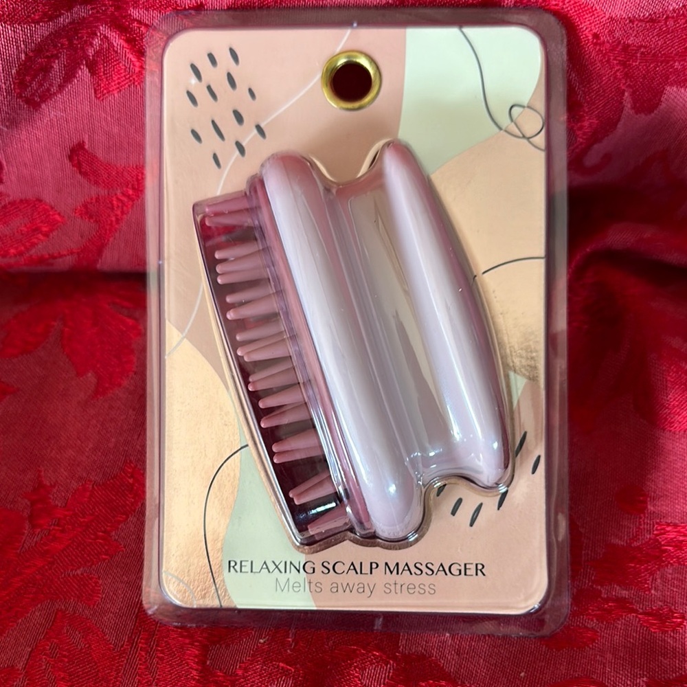 🌵 3/$15 Mauve Relaxing Scalp Massager ( see description)